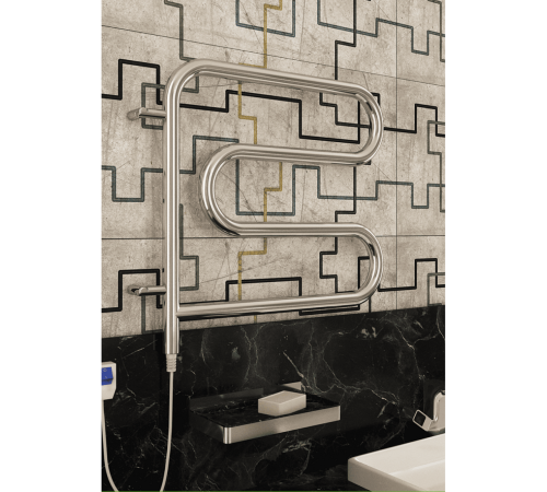 Электро 25 F-обр 600х600 поворотный Полотенцесушитель TERMINUS