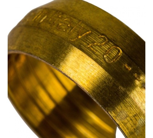 Фитинг компрессионный для труб PE-X 20х2,8х3/4" Stout Фитинг компрессионный для труб PE-X 20х2,8х3/4" Stout