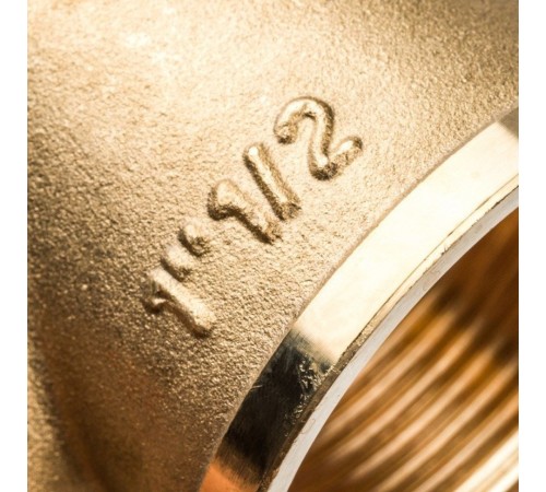 Угольник НВ 1 1/2" Stout