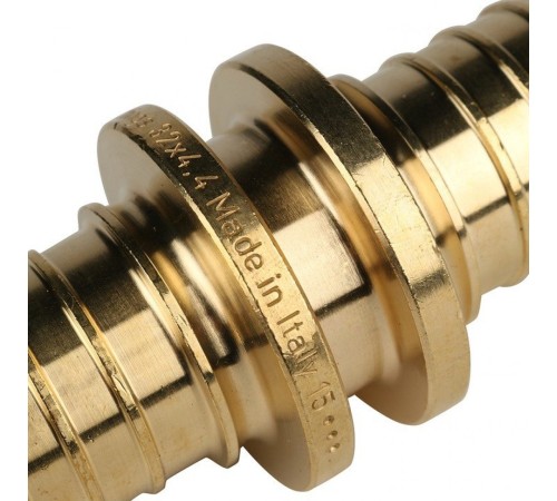 Муфта соединительная равнопроходная 32 Stout