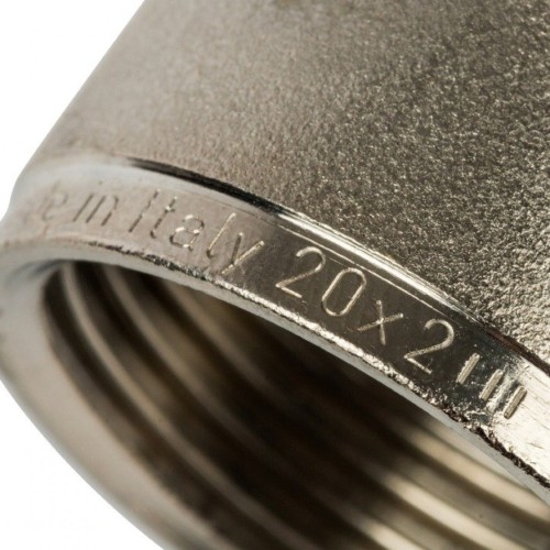 Фитинг компрессионный для труб PE-X 20х2,0х3/4